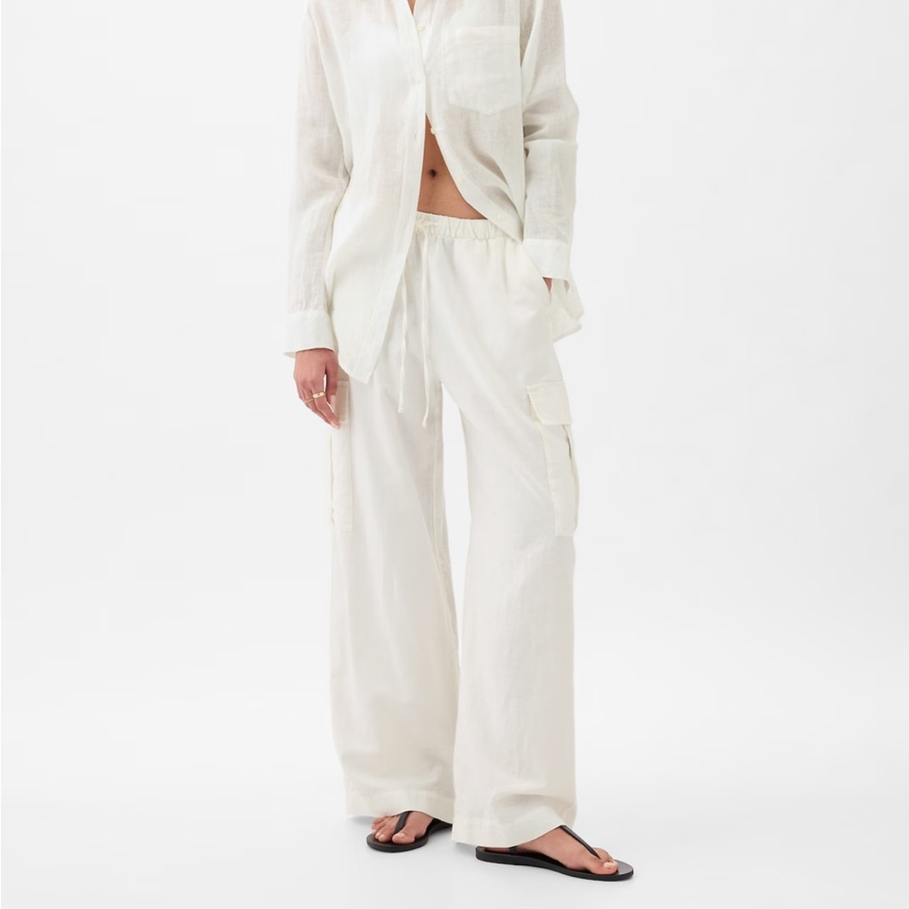 GAP Mid Rise Linen-Cotton Pull-On Cargo Pants